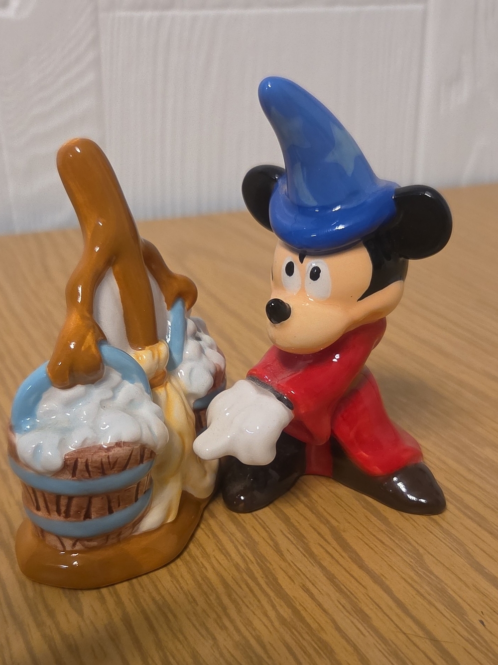 Disney Fantasia Sorcerer Mickey Ceramic Salt And Pepper Shak- Blue Hat, Red Robe